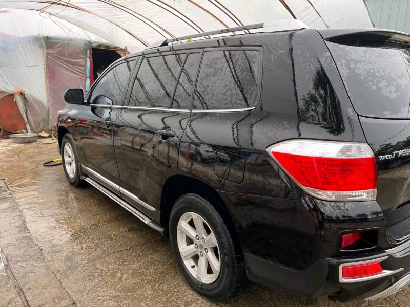 保定13年丰田汉兰达4