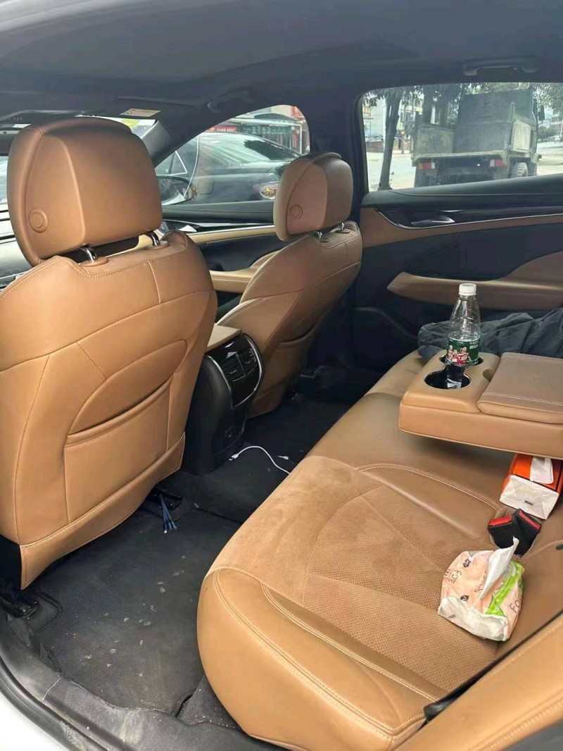 衡阳18年别克君越4