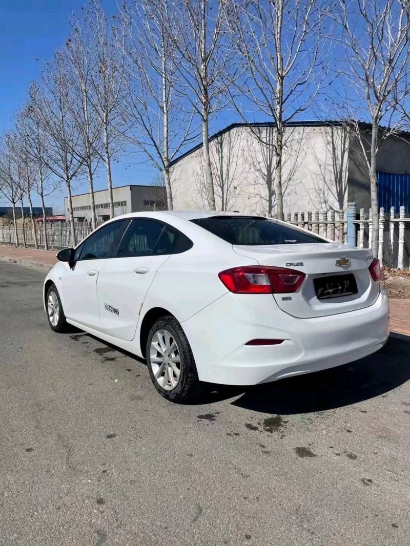 潍坊18年雪佛兰科鲁兹8