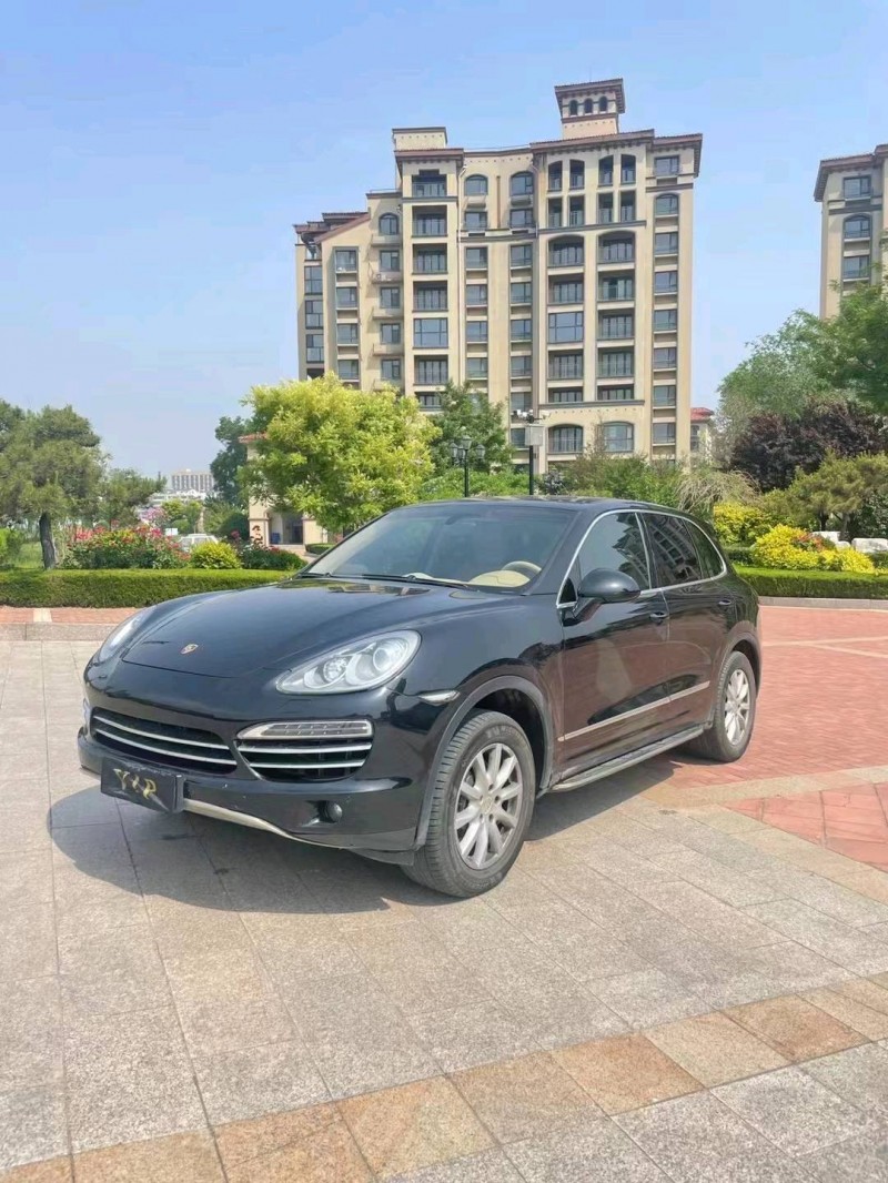 潍坊13年保时捷卡宴2