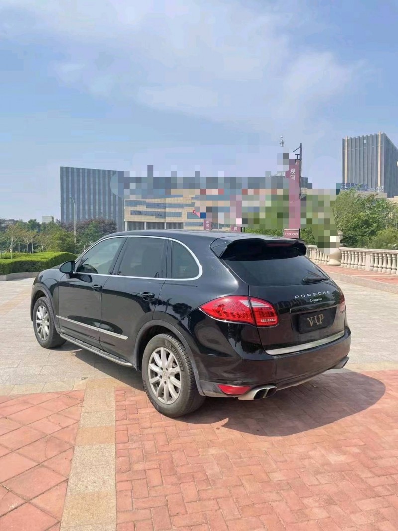 潍坊13年保时捷卡宴7