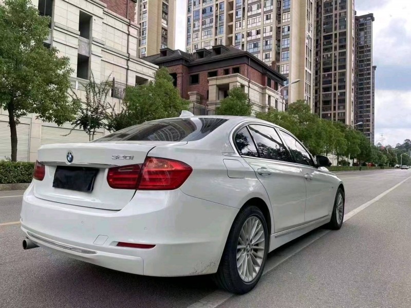 东营13年宝马3系7