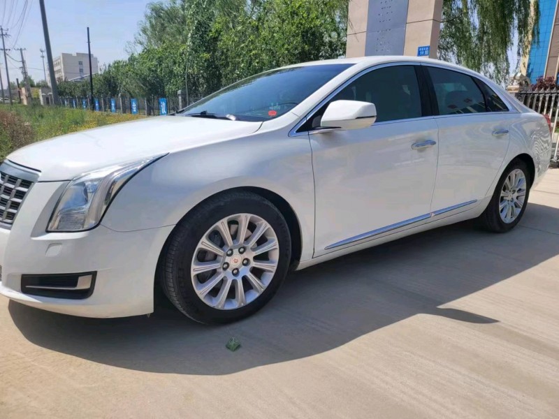 保定15年凯迪拉克XTS3