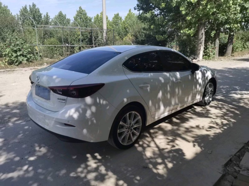 保定18年马自达昂克赛拉8