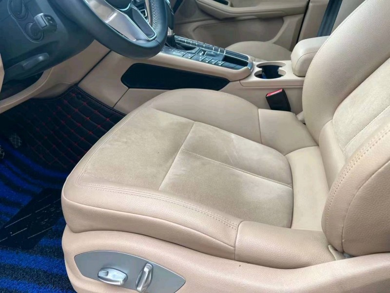 枣庄19年保时捷Macan6