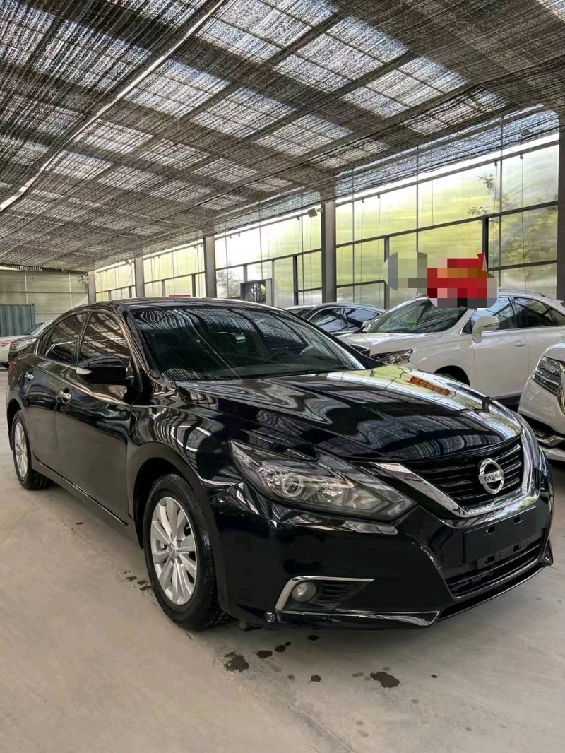 济南19年日产天籁3