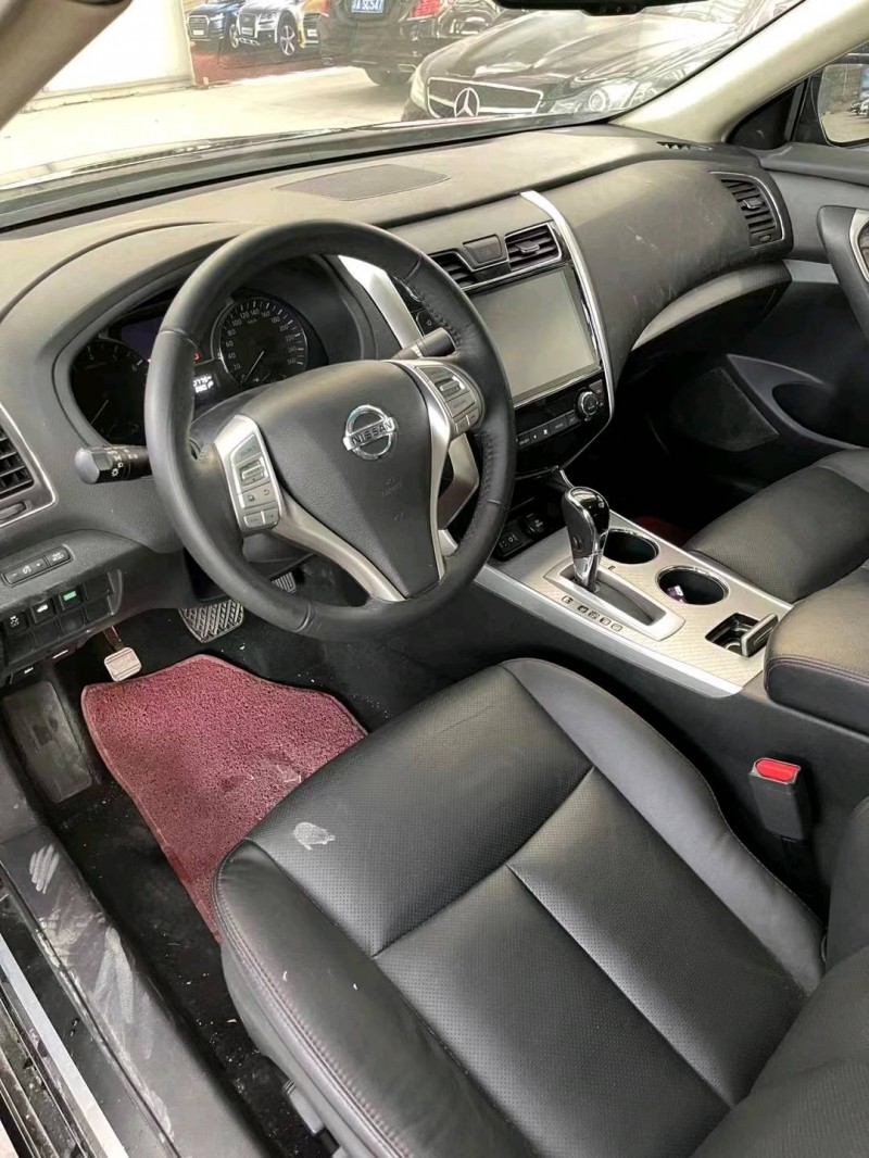 济南19年日产天籁6