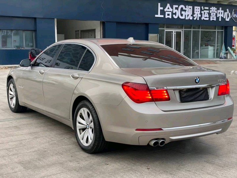 济南13年宝马7系4