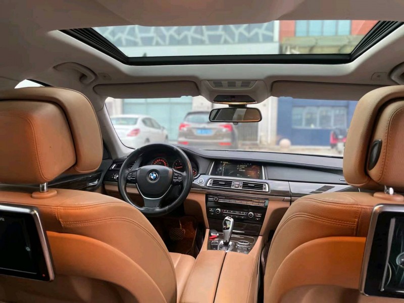 济南13年宝马7系6