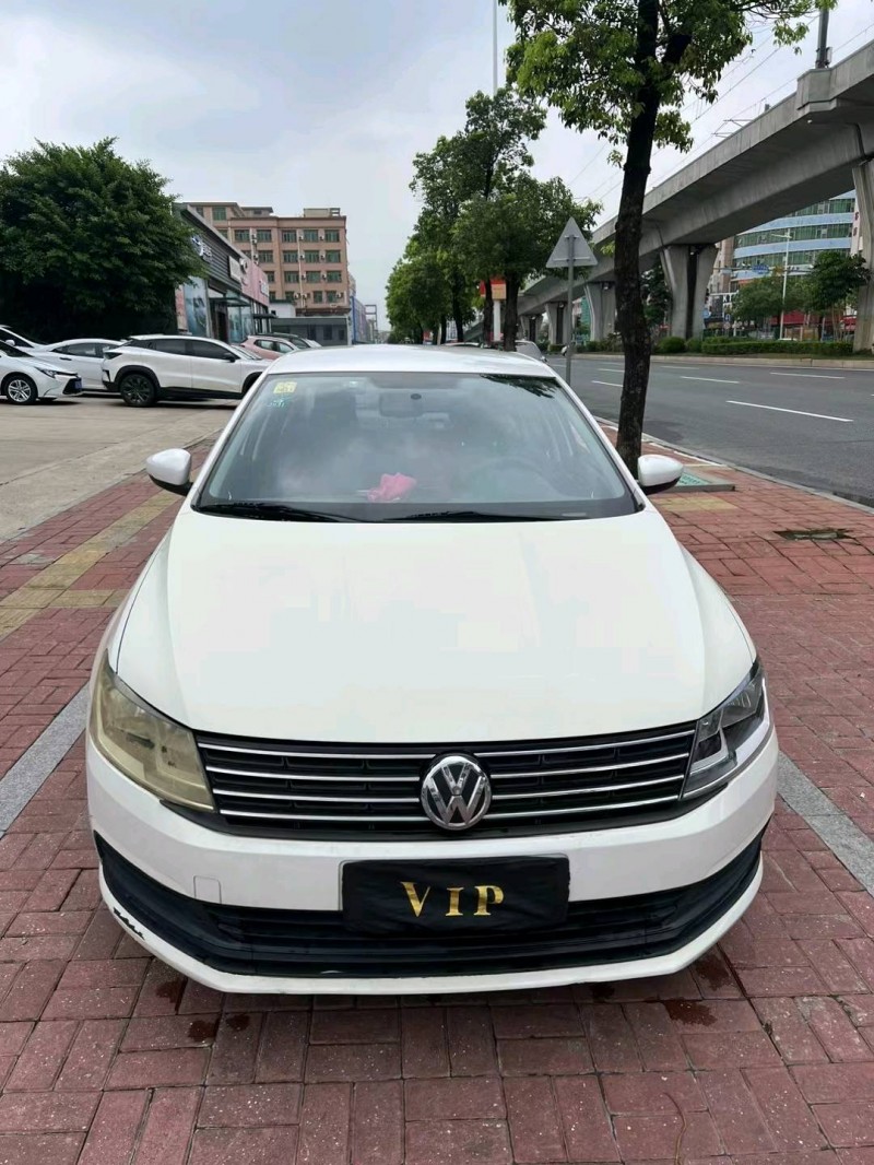 东莞19年大众朗逸1