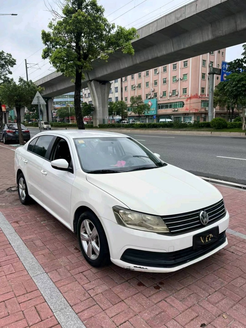 东莞19年大众朗逸3