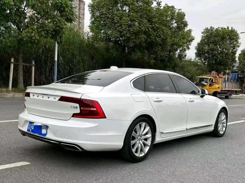 广州18年沃尔沃S909