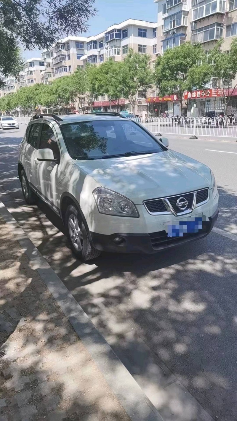 济南12年日产逍客3