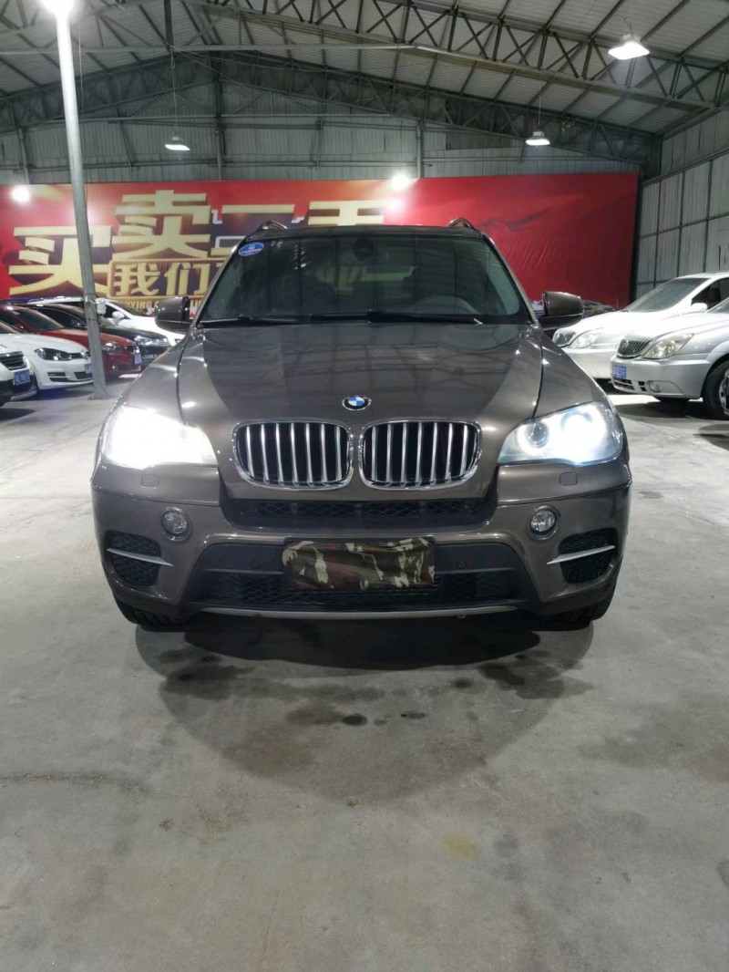 济南13年宝马X51