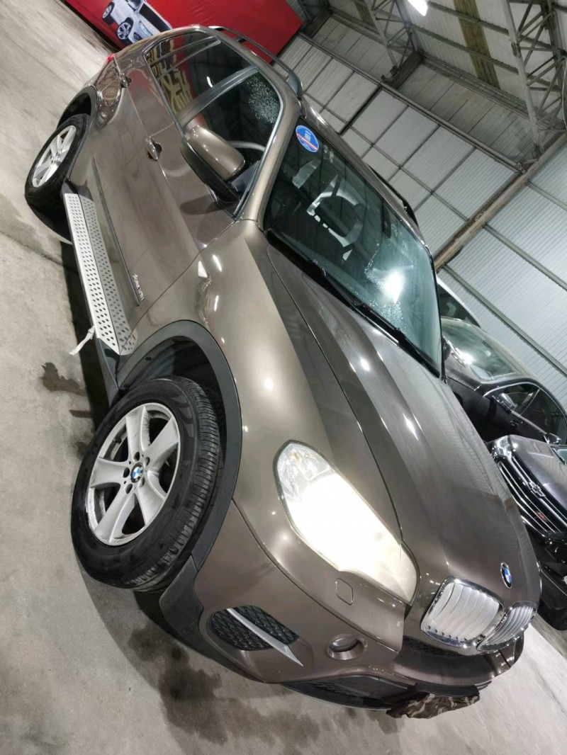 济南13年宝马X52