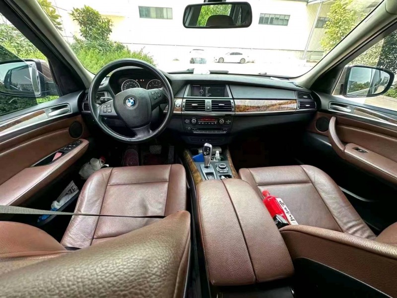 济南13年宝马X55