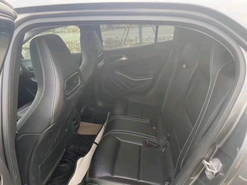 徐州18年奔驰GLA6