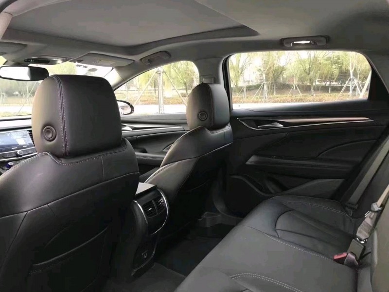 徐州23年别克君越5