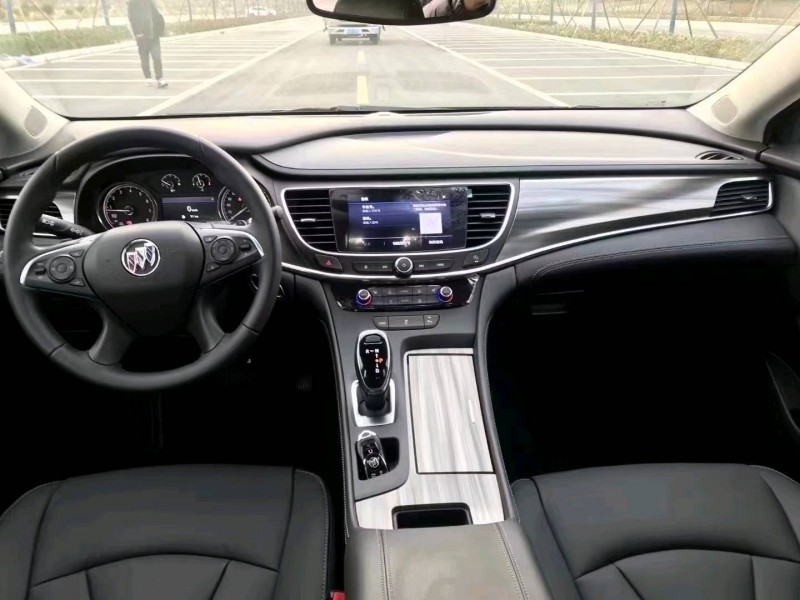 徐州23年别克君越6