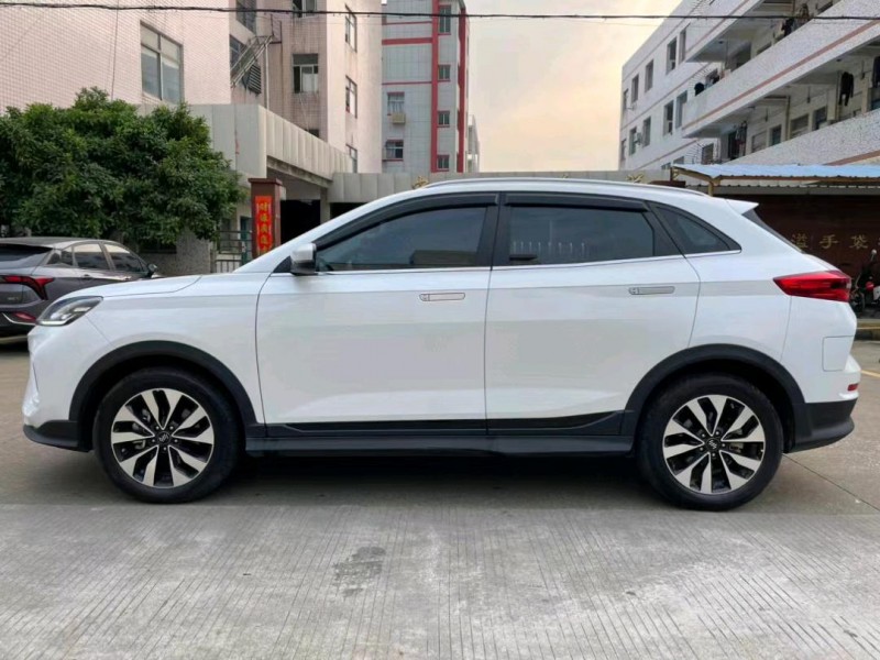 中山21年威马汽车EX-53