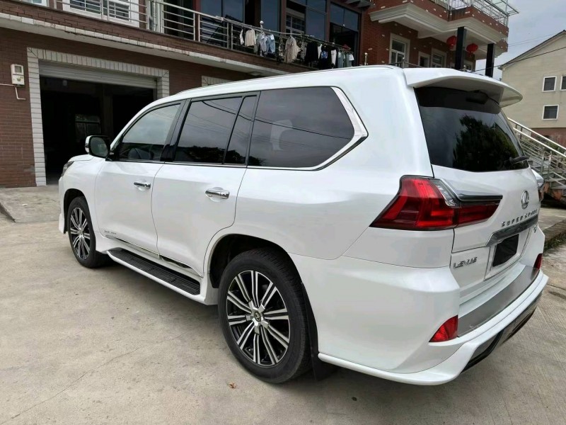邵阳17年雷克萨斯LX4
