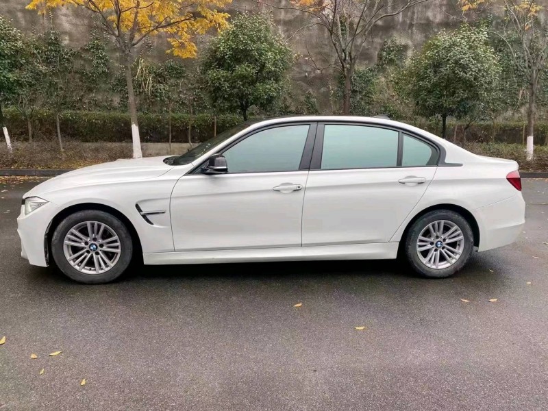 宜昌14年宝马3系3