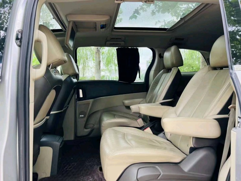 东营12年别克GL82