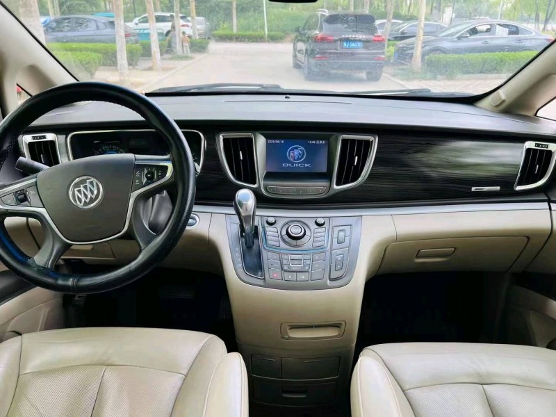 东营12年别克GL84