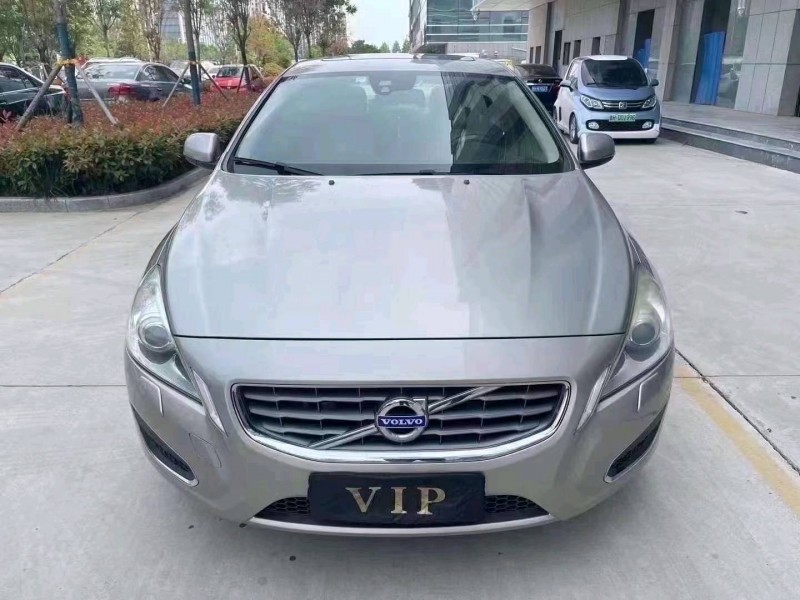 枣庄12年沃尔沃S60L1