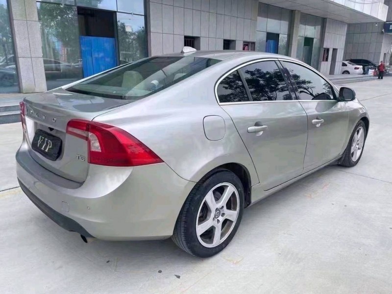 枣庄12年沃尔沃S60L8