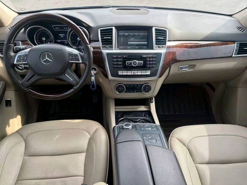 常州12年奔驰ML8