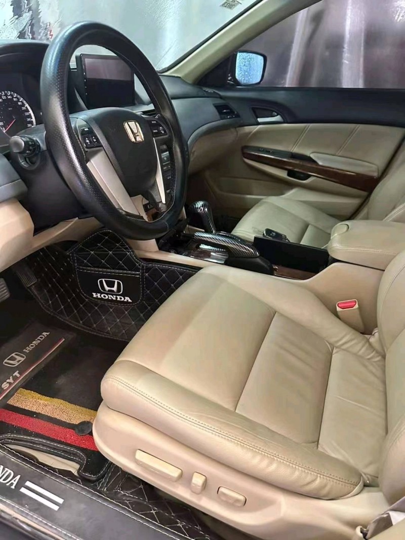 淮南12年本田雅阁2