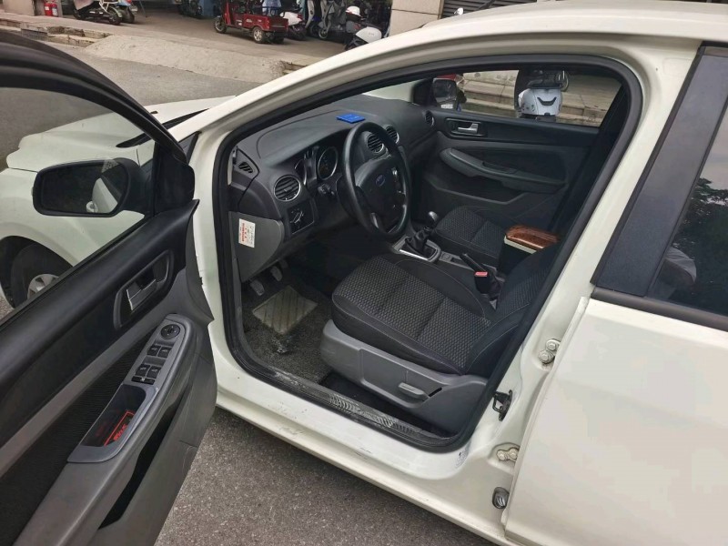 常州14年福特福克斯3