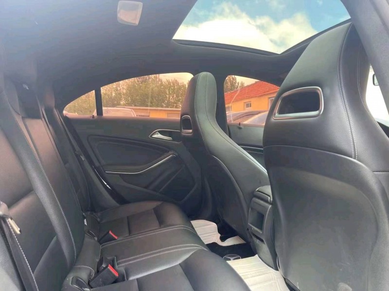 青岛18年奔驰CLA8