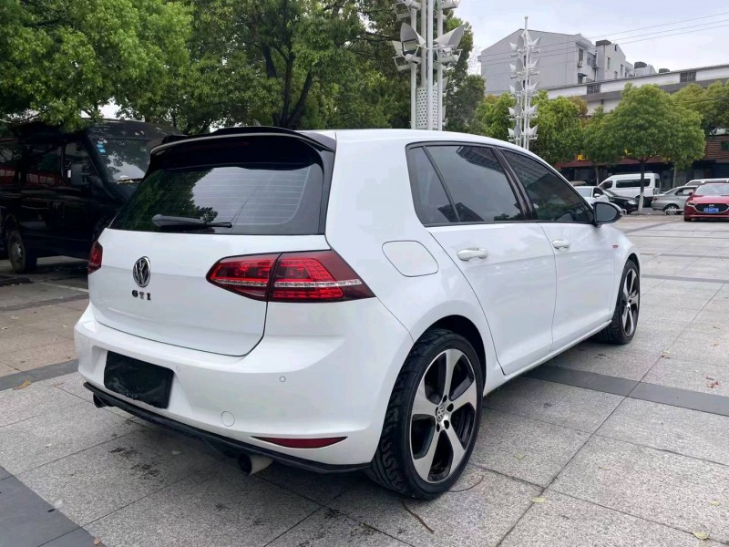苏州16年大众高尔夫4