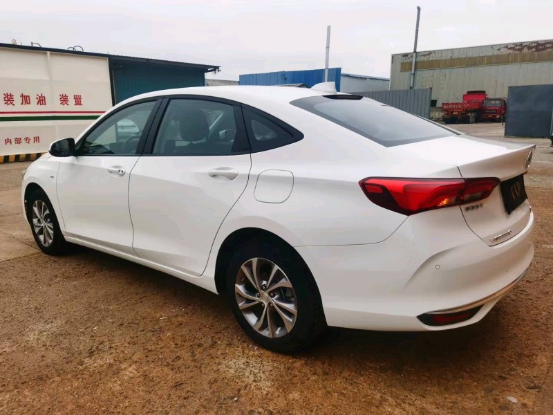 常州23年别克威朗5