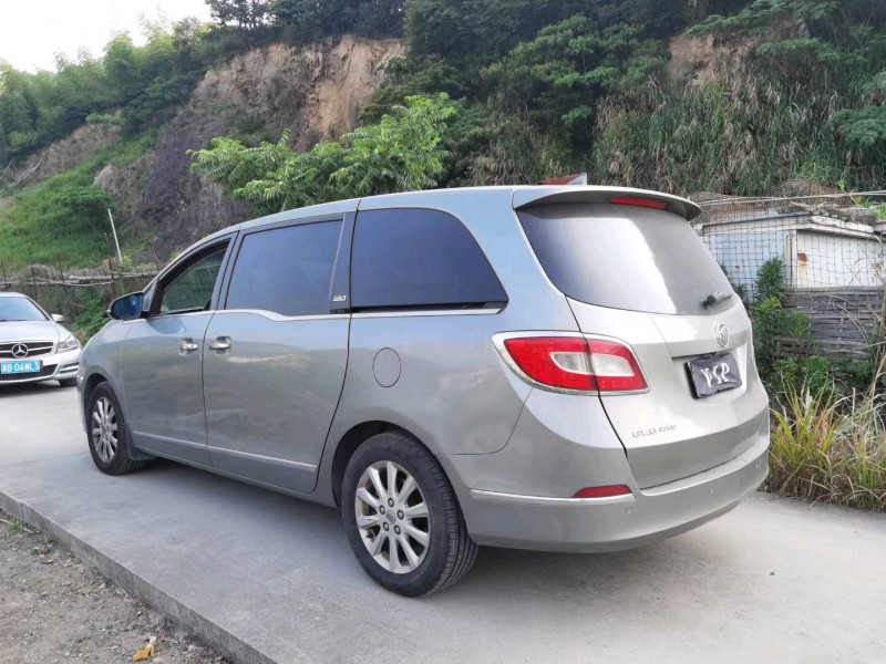 嘉兴11年别克GL85