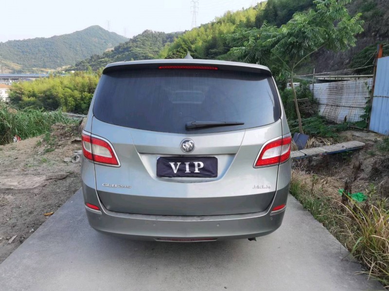 嘉兴11年别克GL87