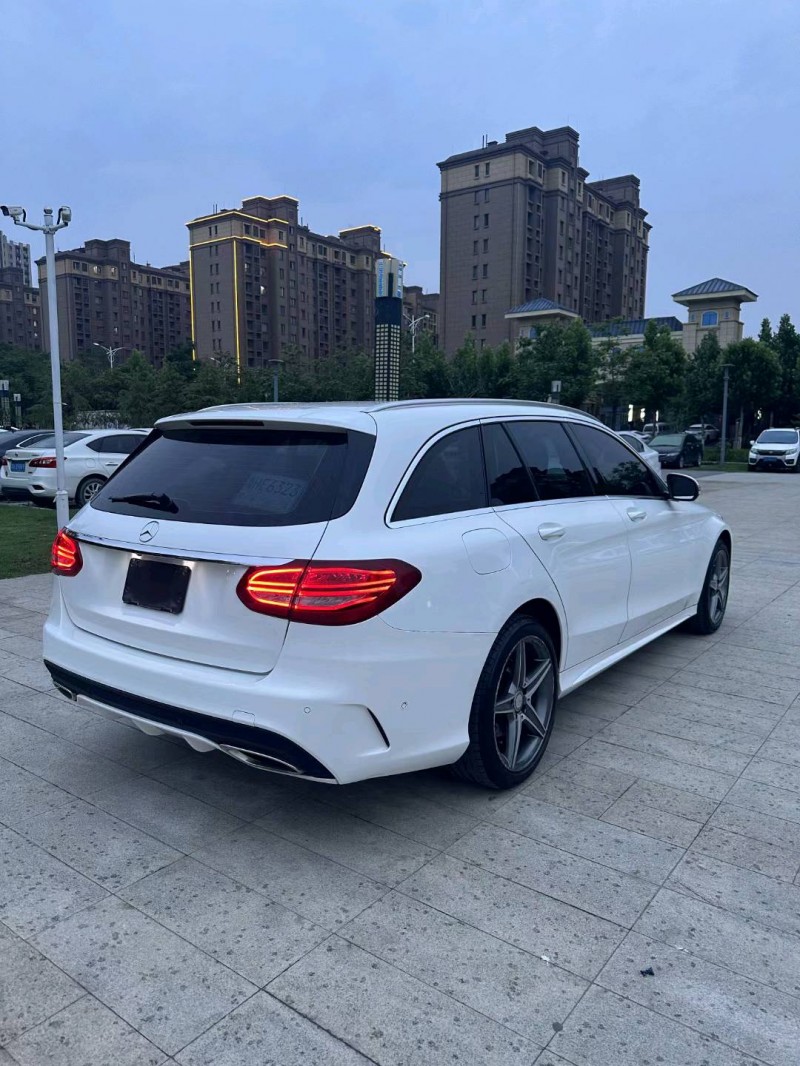 东营16年奔驰C5