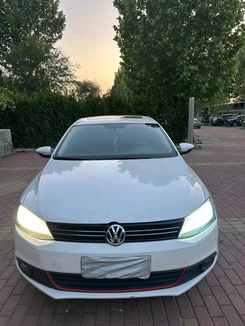 潍坊15年大众速腾1