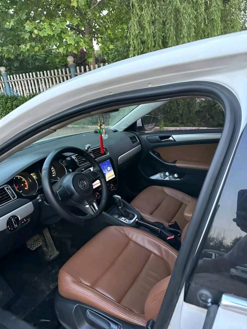 潍坊15年大众速腾5