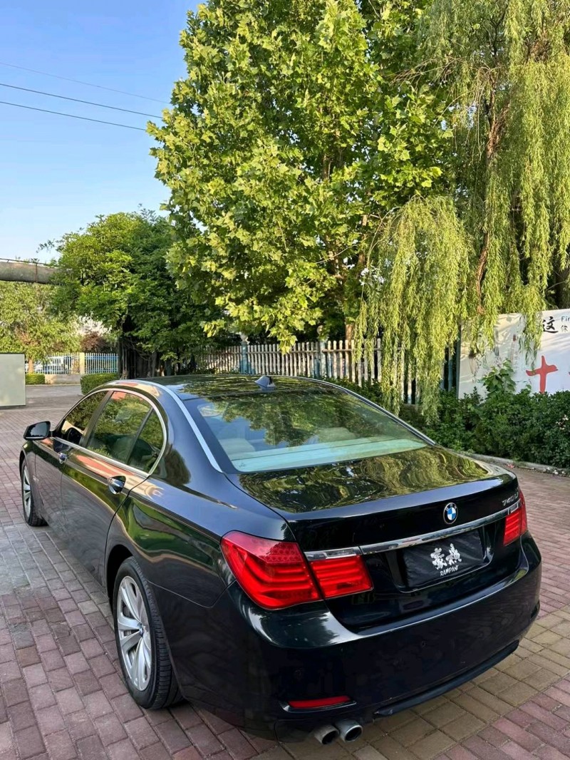 潍坊10年宝马7系7