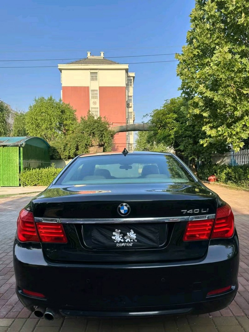 潍坊10年宝马7系9
