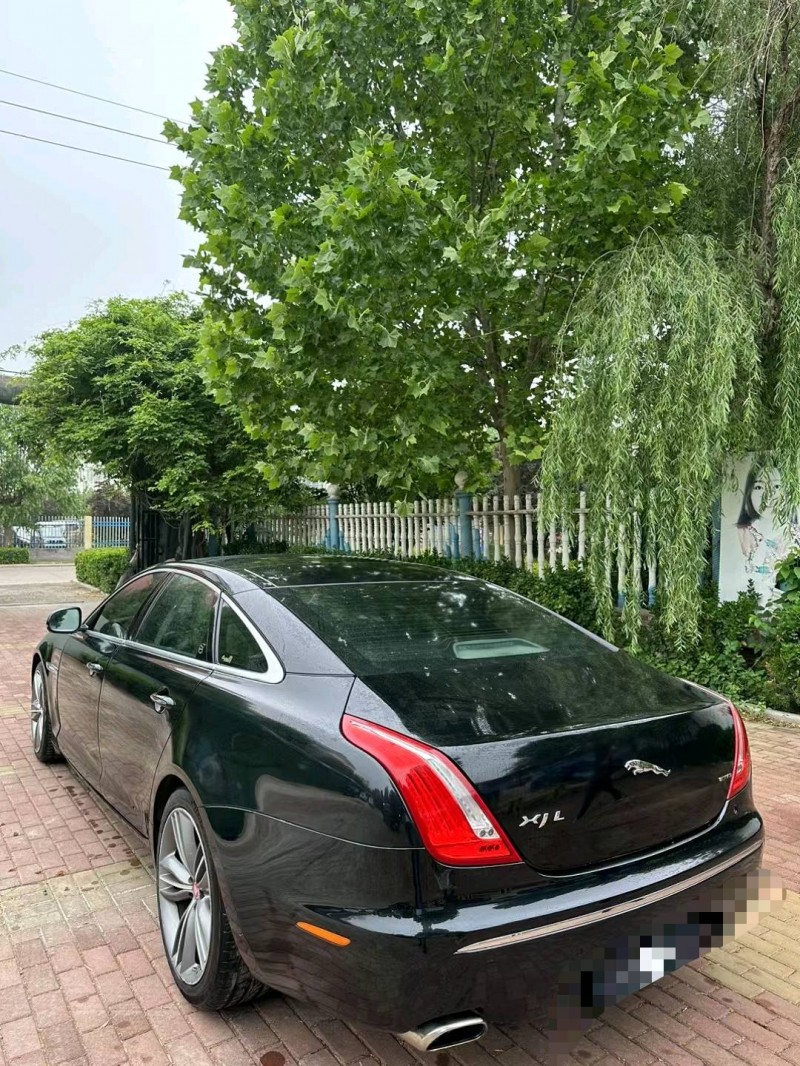 潍坊12年捷豹XJ8