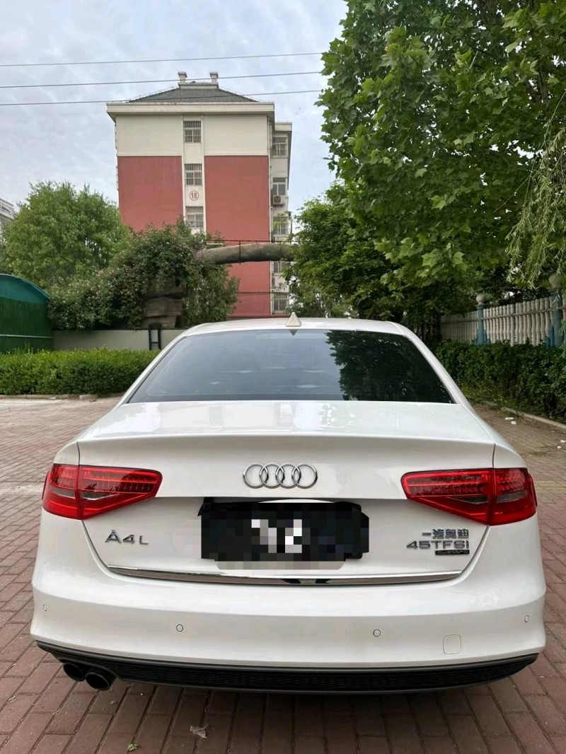 潍坊15年奥迪A4L8