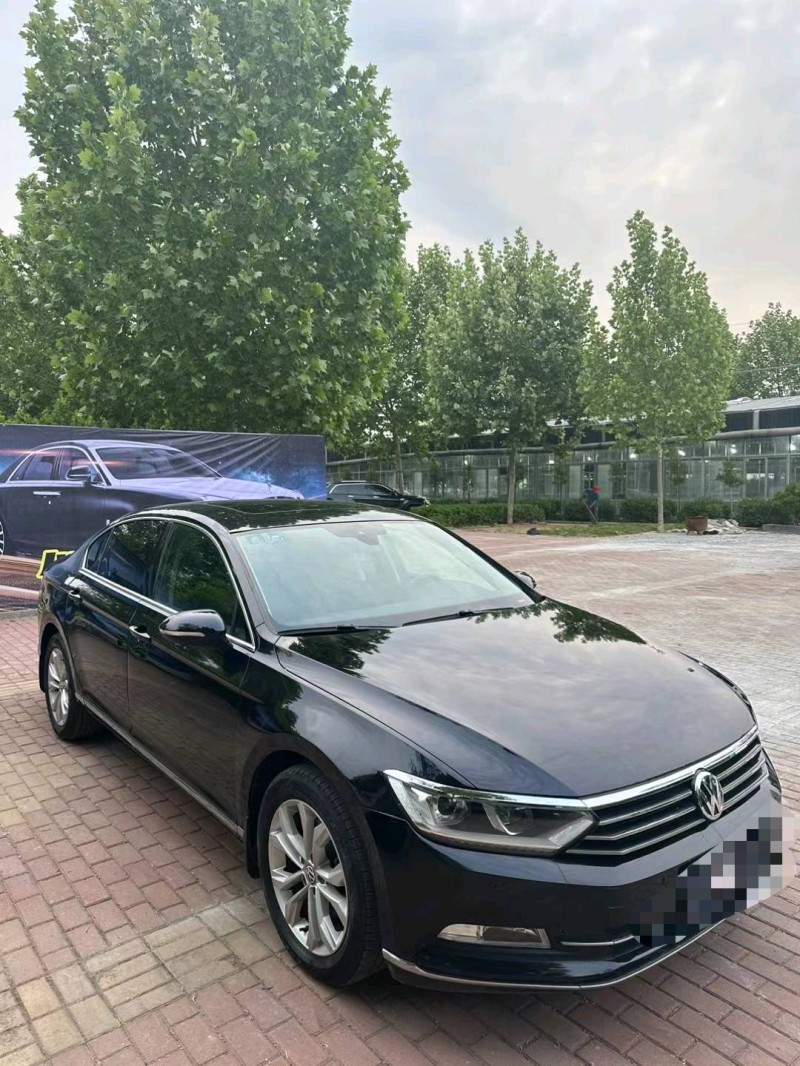 潍坊17年大众迈腾3