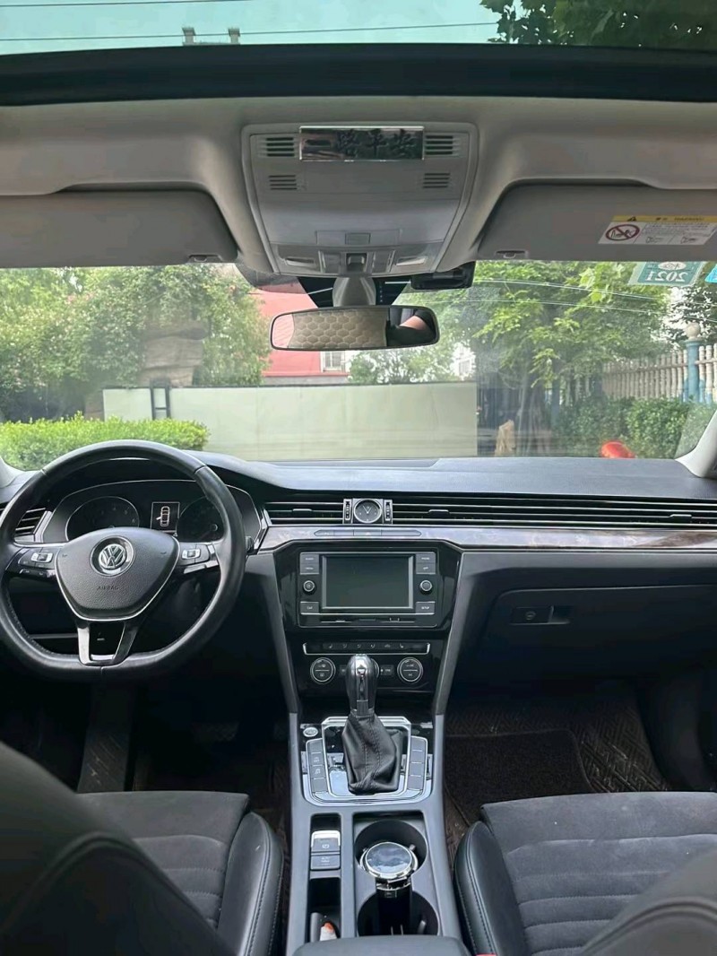 潍坊17年大众迈腾4