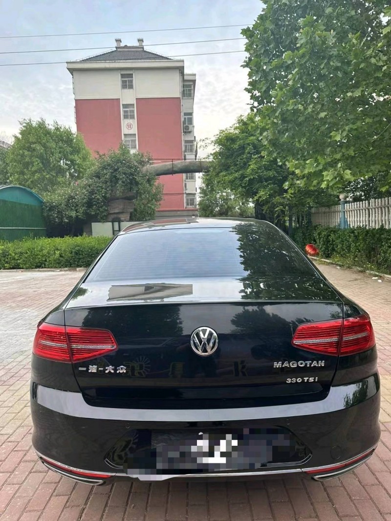 潍坊17年大众迈腾9