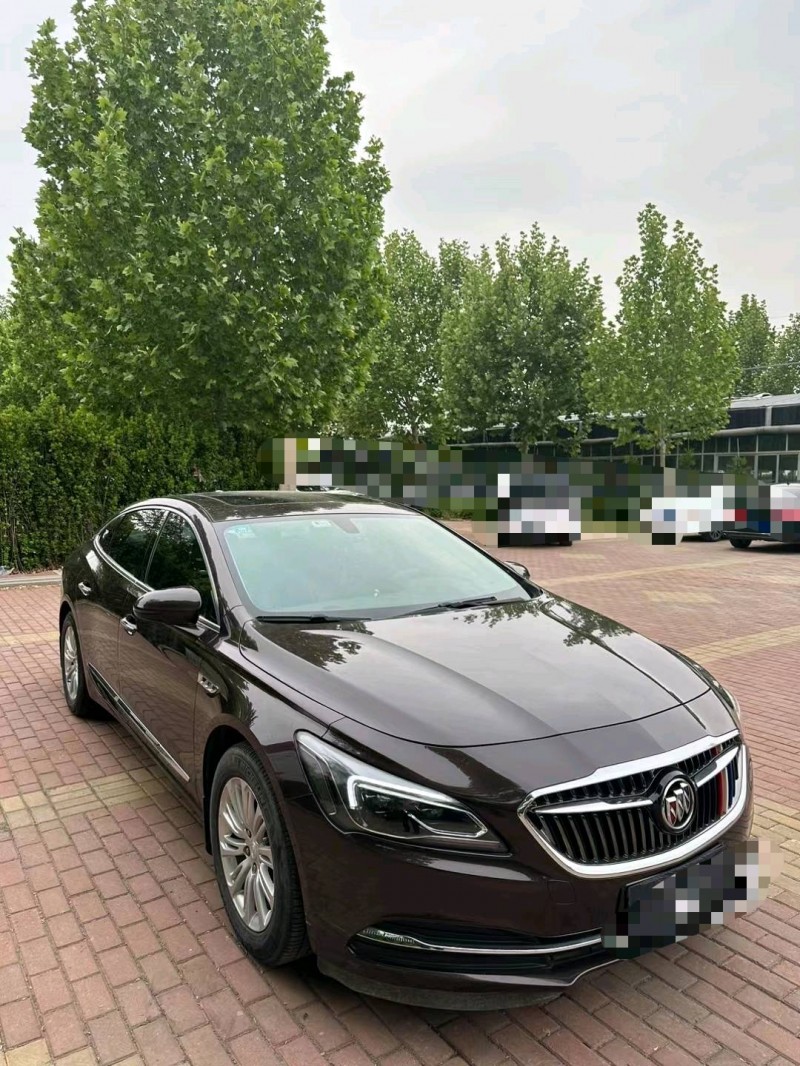 潍坊18年别克君越3