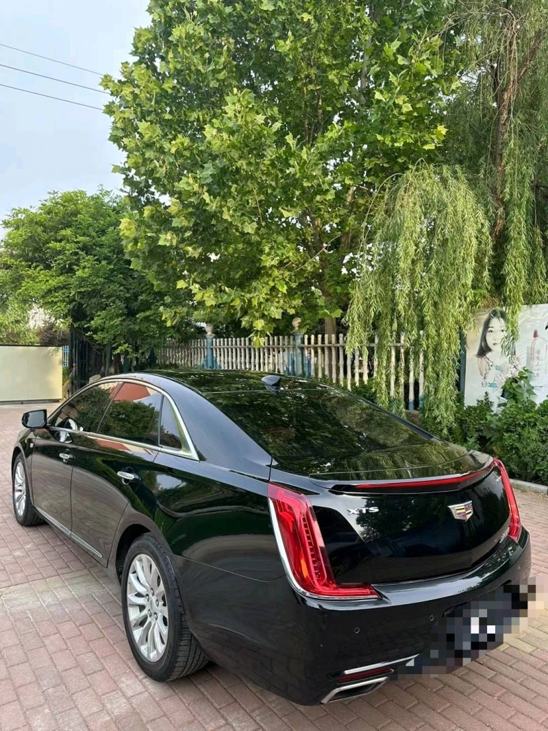 潍坊18年凯迪拉克XTS8